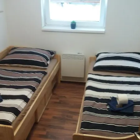 Hostel Cerna Kocka- Cost Ubytovani Svijansky Ujezd