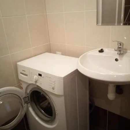 Cerna Kocka- Cost Ubytovani Hostel *
